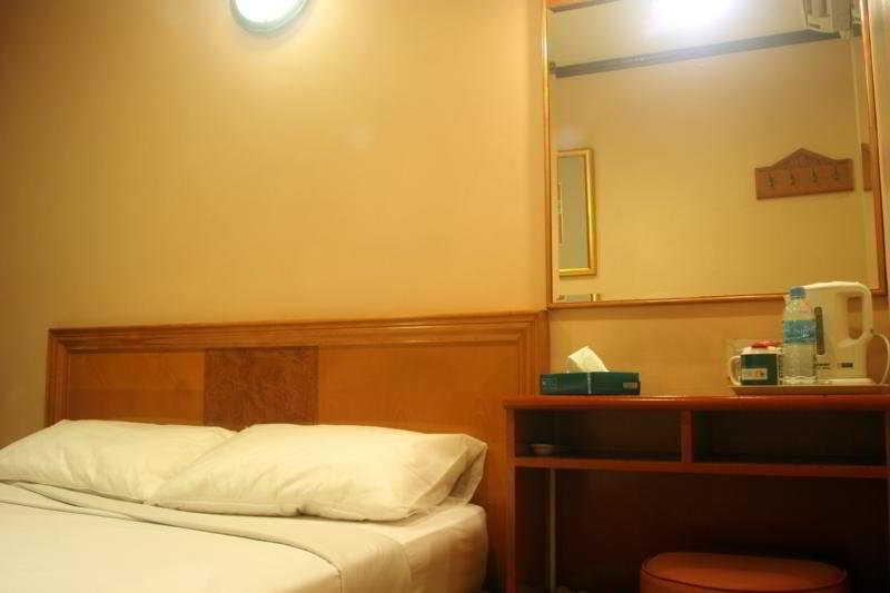 Hotel 81 Premier Hollywood Singapur Dış mekan fotoğraf